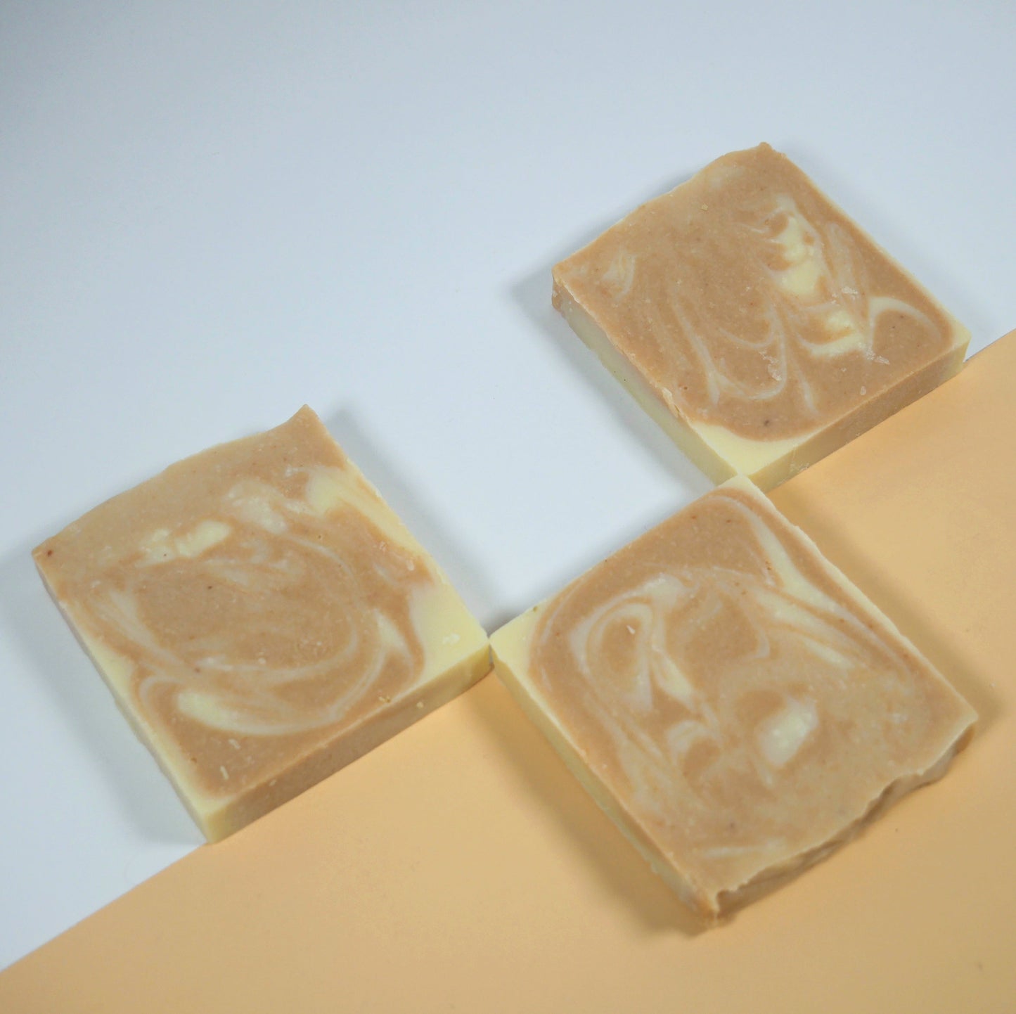 Naturseife "Rose", handgemacht, bio, plastikfrei, Rohstoffe in Glas, ätherische Öle